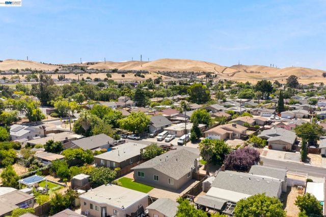 54 LAKEVIEW DRIVE, Bay Point, CA 94565