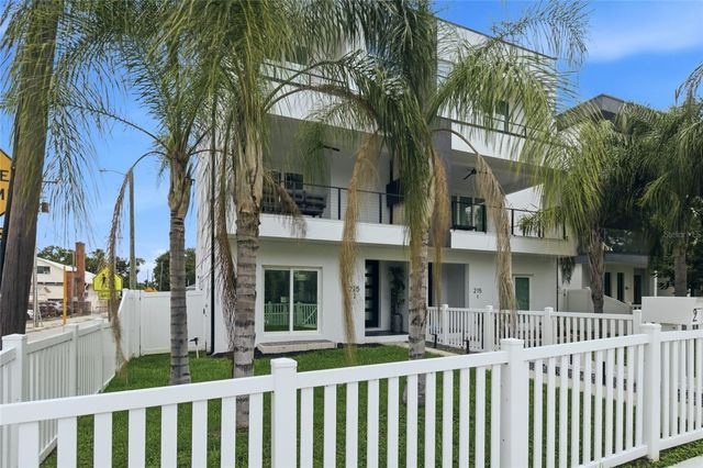 215 W COLUMBUS DRIVE 2, Tampa, FL 33602
