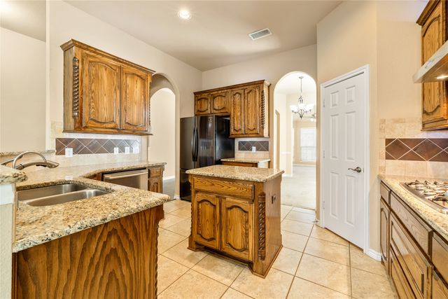 2527 Appaloosa Lane, Celina, TX 75009