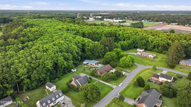 1706 Darian Drive, Elizabeth City, NC 27909