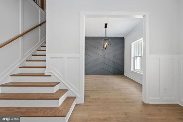 8621 ROSNI WAY, Fredericksburg, VA 22407