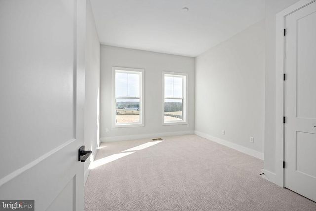 8621 ROSNI WAY, Fredericksburg, VA 22407