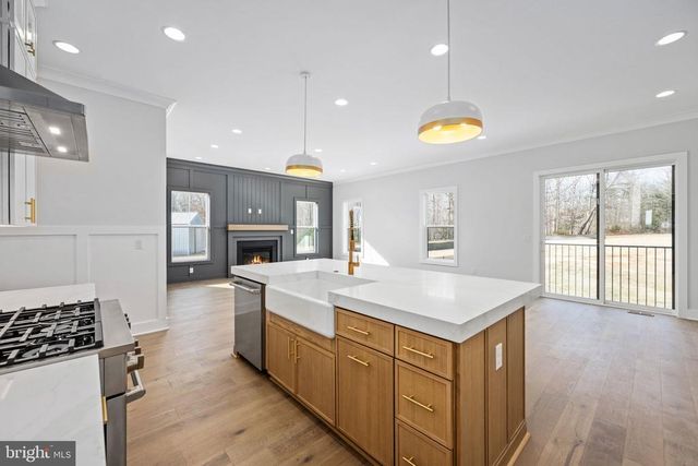 8621 ROSNI WAY, Fredericksburg, VA 22407