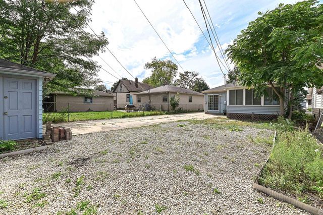 2818 S 71st STREET, Milwaukee, WI 53219