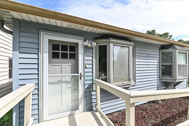 2818 S 71st STREET, Milwaukee, WI 53219