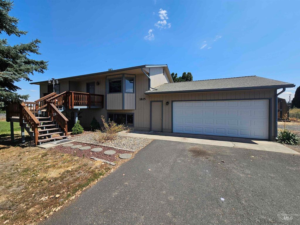 1825 Cedar Ave., Lewiston, ID 83501
