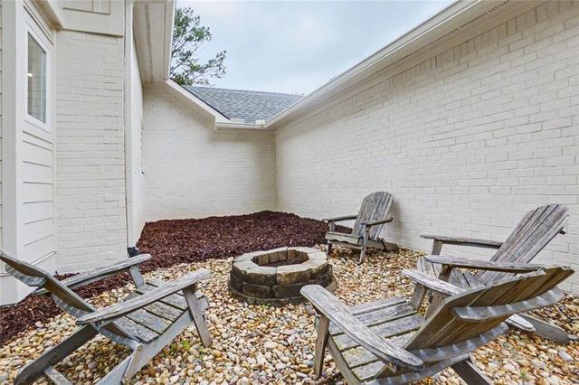 945 Hidden Hollow Drive, Marietta, GA 30068