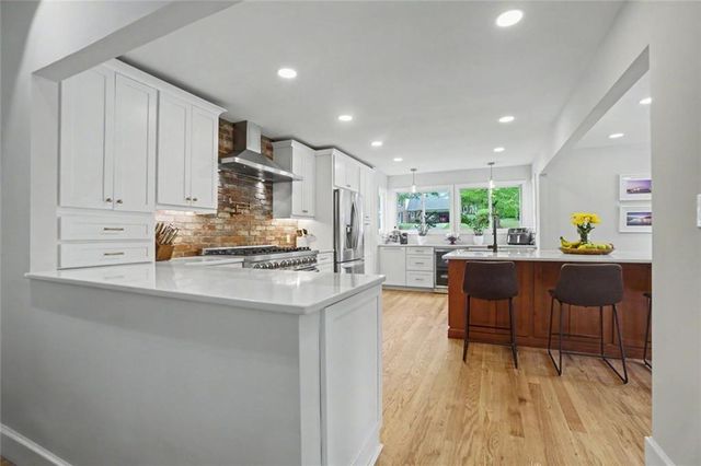 945 Hidden Hollow Drive, Marietta, GA 30068