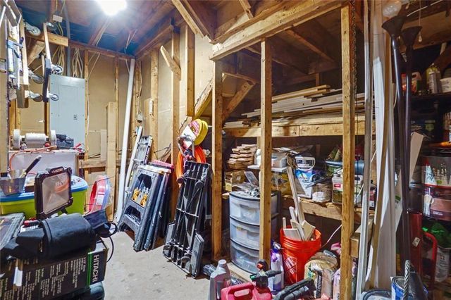 945 Hidden Hollow Drive, Marietta, GA 30068
