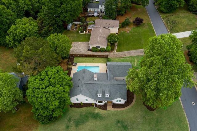945 Hidden Hollow Drive, Marietta, GA 30068