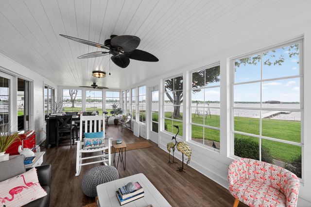 6019 S State Road 10, Knox, IN 46534