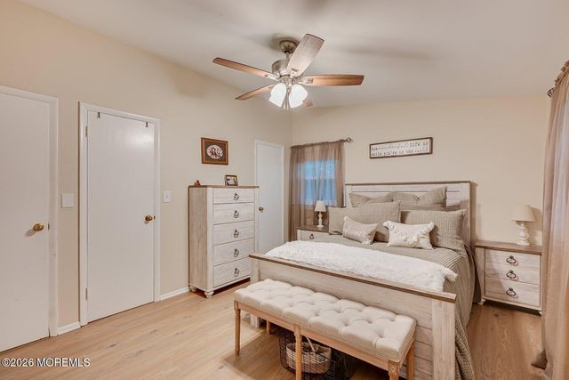 4 Bucknell Drive, Hazlet, NJ 07730