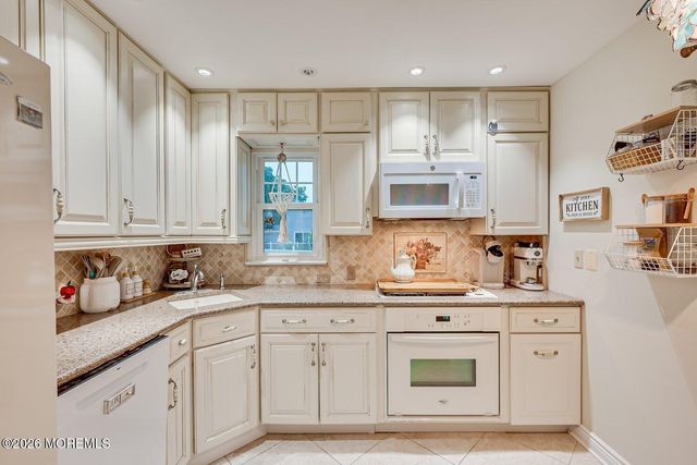 4 Bucknell Drive, Hazlet, NJ 07730