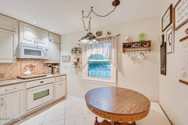 4 Bucknell Drive, Hazlet, NJ 07730