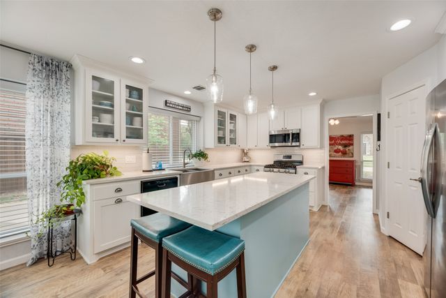 2140 Strathmore Drive, Highland Village, TX 75077