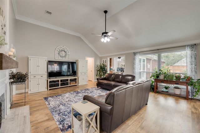 2140 Strathmore Drive, Highland Village, TX 75077