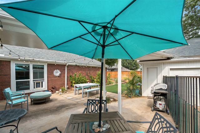 2140 Strathmore Drive, Highland Village, TX 75077