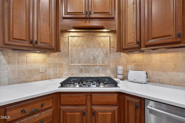 958 Tender Drive, Apex, NC 27502