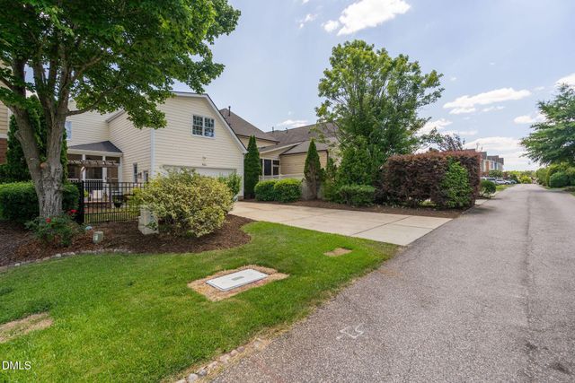 958 Tender Drive, Apex, NC 27502