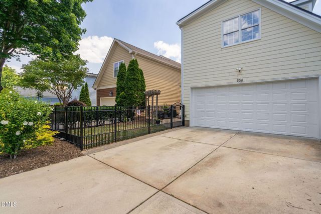 958 Tender Drive, Apex, NC 27502