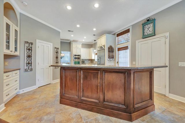 3806 Canyon Bluff Court, Houston, TX 77059