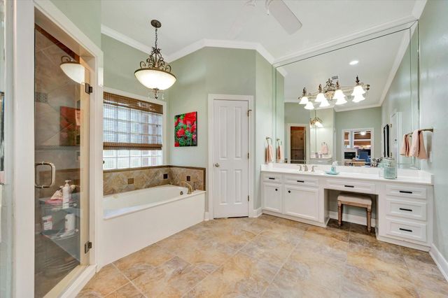 3806 Canyon Bluff Court, Houston, TX 77059