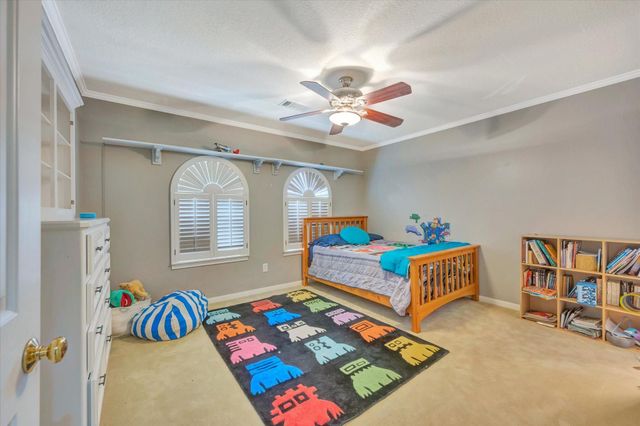 3806 Canyon Bluff Court, Houston, TX 77059