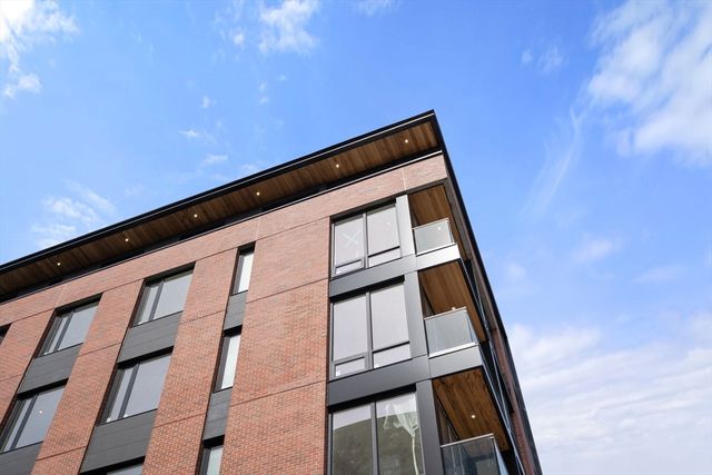 595 Albany Street 401, Boston, MA 02118