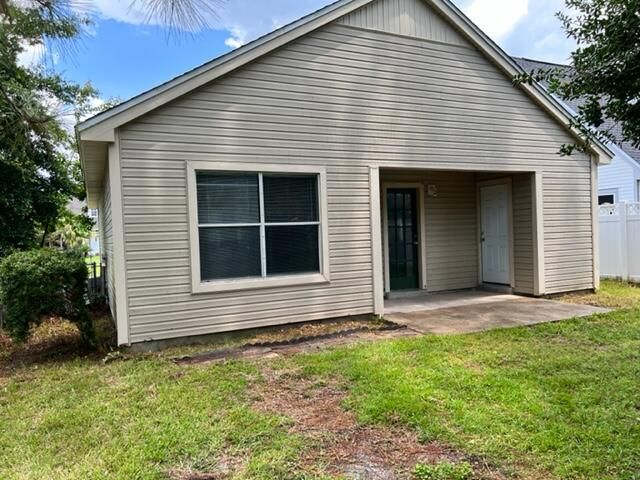 2704 Willow Grove Lane, Fort Walton Beach, FL 32547