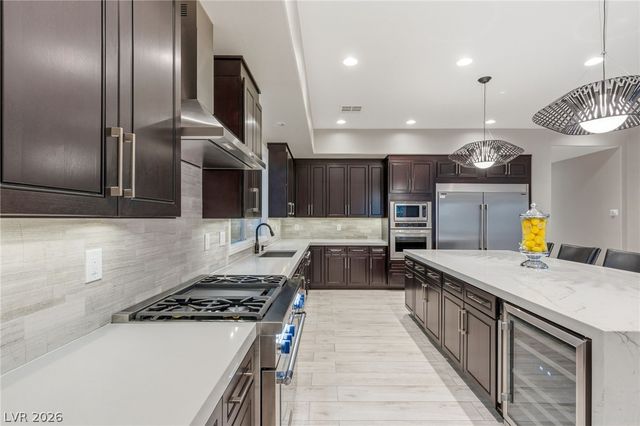 12016 Port Labelle Drive, Las Vegas, NV 89141