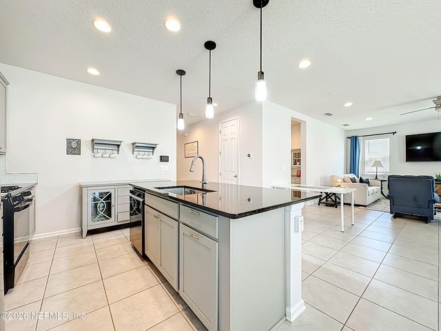 173 FLACH Drive, St. Johns, FL 32259