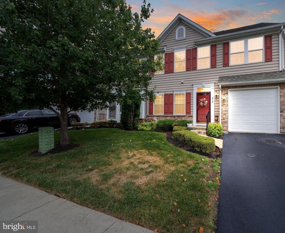 212 ANITA CT, Newark, DE 19702