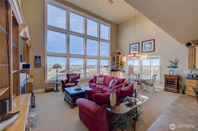 34404 J Place, Ocean Park, WA 98640