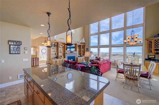 34404 J Place, Ocean Park, WA 98640