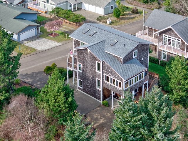 34404 J Place, Ocean Park, WA 98640