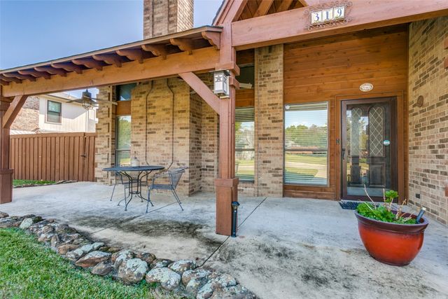 319 Ashley Drive, Coppell, TX 75019