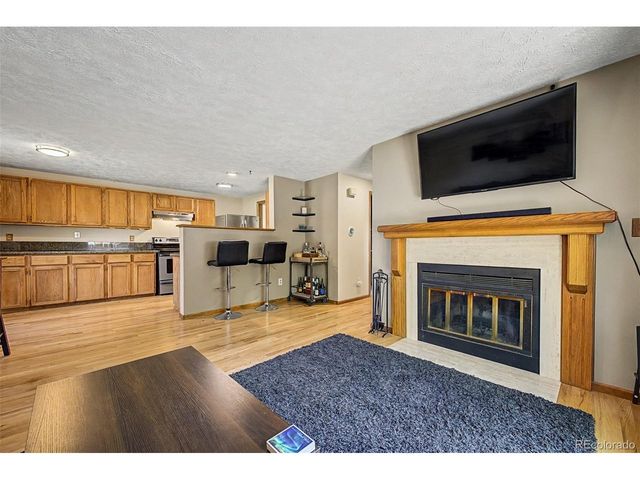 5884 W 93rd Ave, Westminster, CO 80031