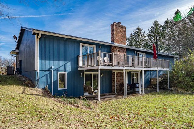 15307 Woodcliffe Trl, Fort Wayne, IN 46845