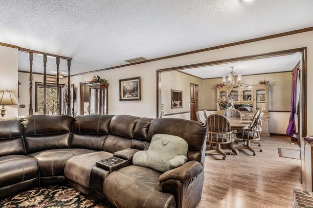 15307 Woodcliffe Trl, Fort Wayne, IN 46845