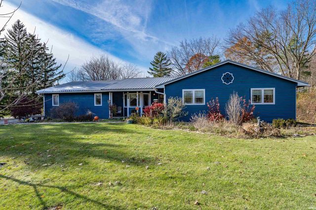 15307 Woodcliffe Trl, Fort Wayne, IN 46845