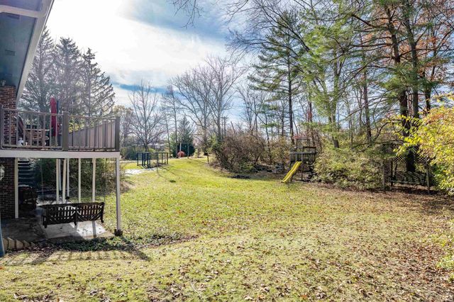 15307 Woodcliffe Trl, Fort Wayne, IN 46845