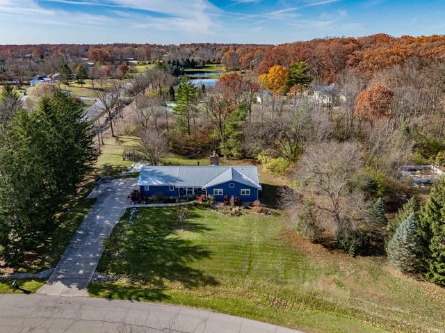 15307 Woodcliffe Trl, Fort Wayne, IN 46845