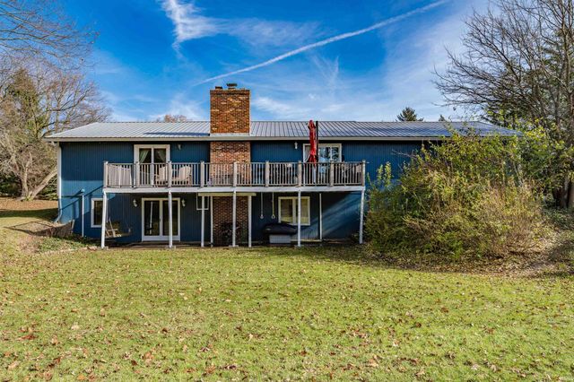 15307 Woodcliffe Trl, Fort Wayne, IN 46845