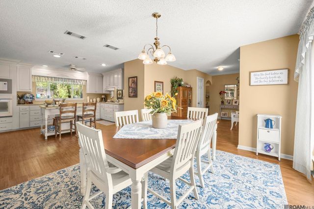 15503 Chaumont Ave, Greenwell Springs, LA 70739