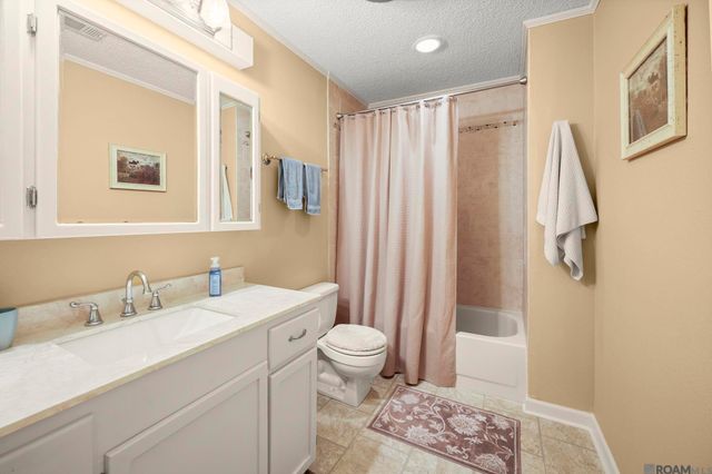 15503 Chaumont Ave, Greenwell Springs, LA 70739