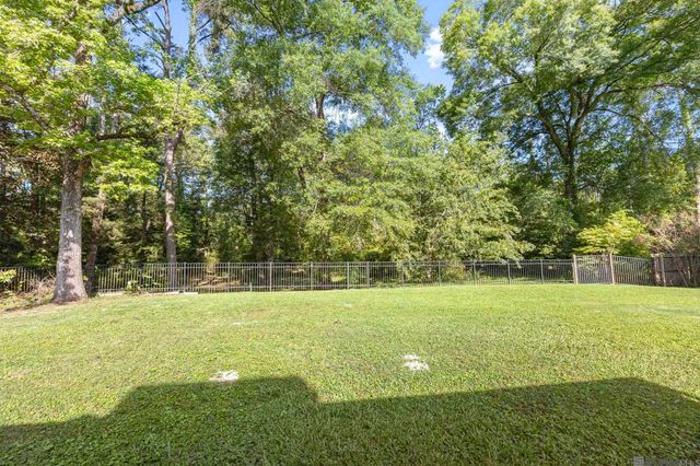 15503 Chaumont Ave, Greenwell Springs, LA 70739