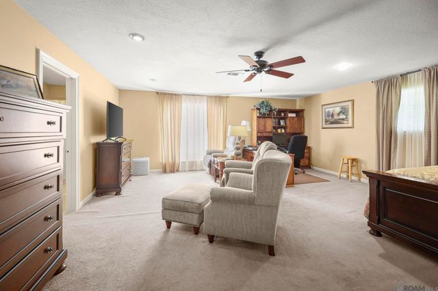 15503 Chaumont Ave, Greenwell Springs, LA 70739