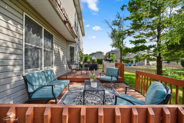 1803 Chestnut Hill Road, Plainfield, IL 60586