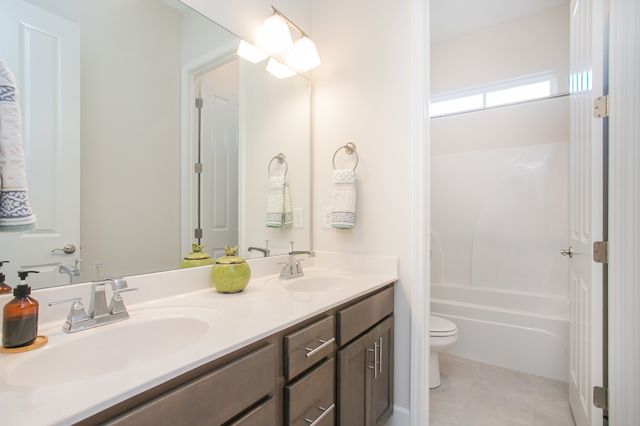 605 Quiet Cir, Nolensville, TN 37135