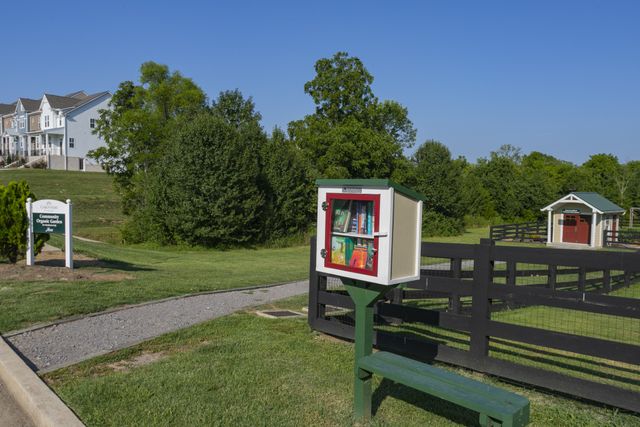 605 Quiet Cir, Nolensville, TN 37135